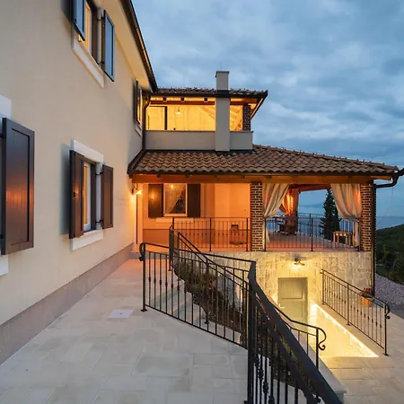 Antonia - Private Pool & Panorama Kvarner View By 22estates 别墅 *