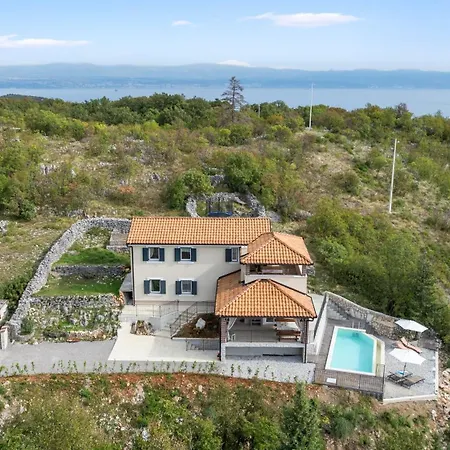 Antonia - Private Pool & Panorama Kvarner View By 22estates 别墅 *